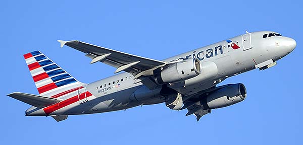 American Airbus A319-132 N827AW, Phoenix Sky Harbor, December 22, 2014